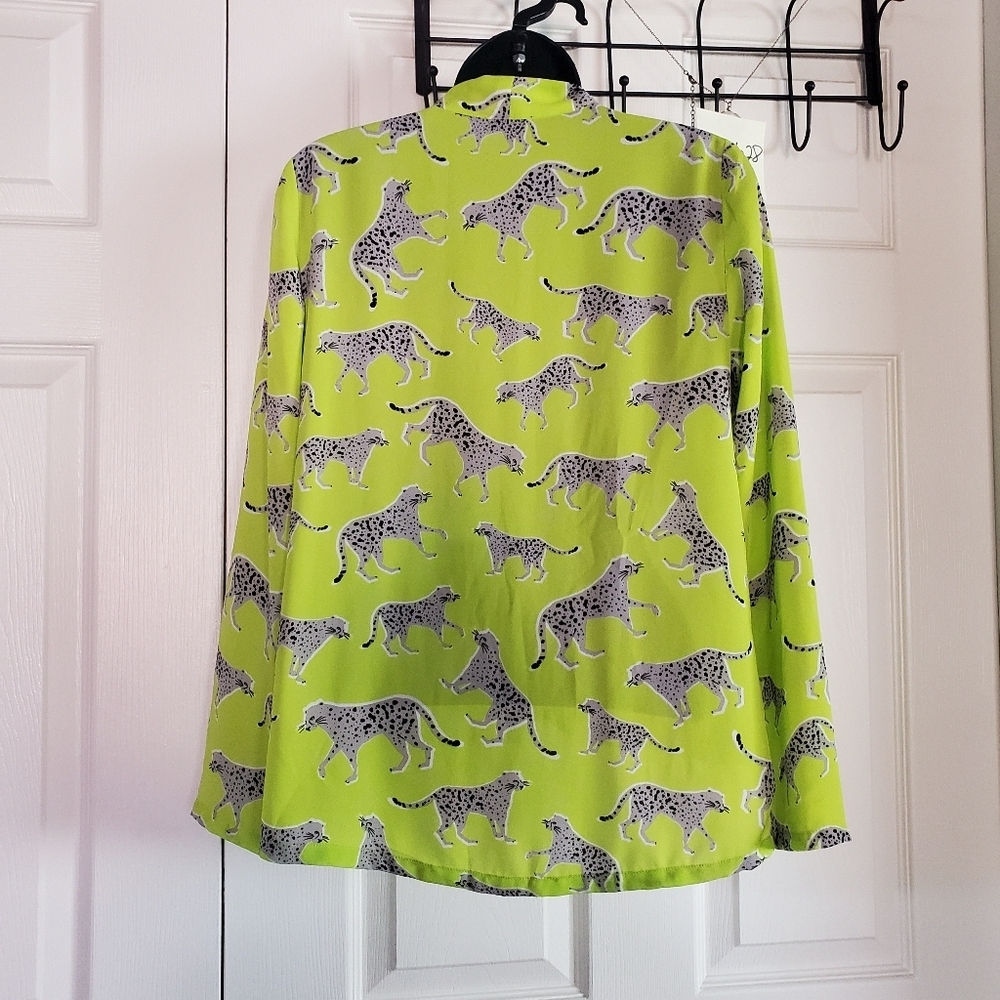 Ann Taylor Wrap Long Sleeves Blouse Cheetah Lime Green Hi-lo Pullover Size XS - Picture 5 of 11